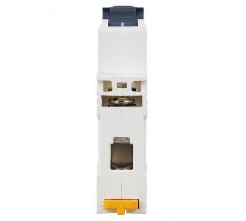 Выключатель автоматический однополюсный M10N 1P C 32А 10кА ARMAT  AR-M10N-1-C032  IEK