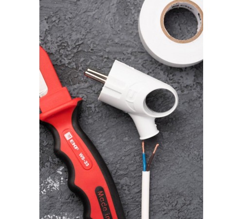 Вилка с кольцом с/з бел. 16А 250В EKF PROxima  AVK16-10  EKF