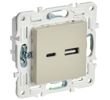 SKANDY Розетка USB A+C 18Вт SK-R13B бежевый   SK-U22-018-K10  IEK