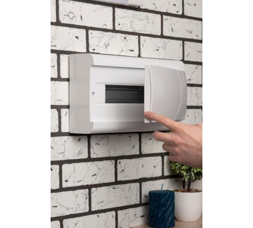 Щит распределительный навесной ЩРН-П-18 "SlimBox" белая дверца IP41 PROxima  sb-n-18w  EKF