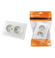 Розетка двойная 2П с защ. шт. 10А 250В белая "Таймыр"   SQ1814-0017  TDM