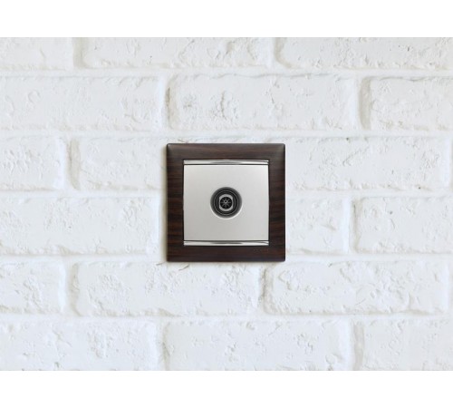 Valena Алюминий Розетка TV единственная 1,5 дБ  770129  Legrand