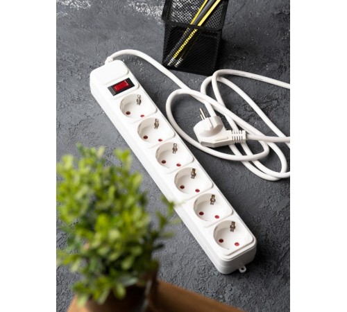 Сетевой фильтр 6*1,8м 16А/3,2кВт с выкл. c/з ПВС 3х1,0 Блокбастер XL EKF PROxima  UFA16-310-6-018  EKF