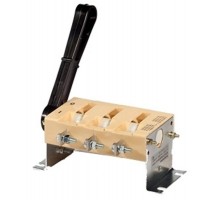 ВР32-31 А 31140-00 УХЛ3, 100А, несъёмная передняя смещённая рукоятка, 3-х полюс., IP00, выключатель-разъединитель  ET000274  Электротехник