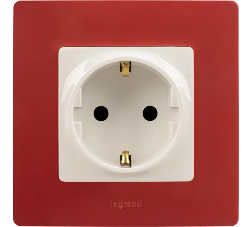 Etika Красная Рамка 1-ая  672531  Legrand