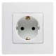 Etika Белый Розетка с заземлением, винтовые клеммы  672221  Legrand
