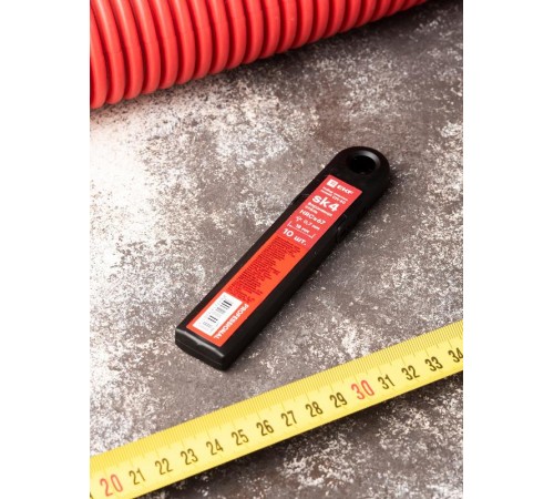 Набор сменных лезвий 18 мм СМ-60 (10 шт, вороненные, SK4, 13 сегментов) EKF Professional  cm-s60  EKF