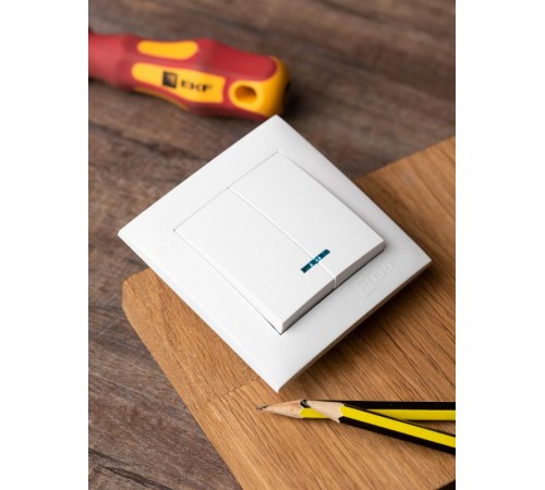 Валенсия выключатель 2-кл. 10А белый с индикатором EKF PROxima   EWV10-123-10   EKF