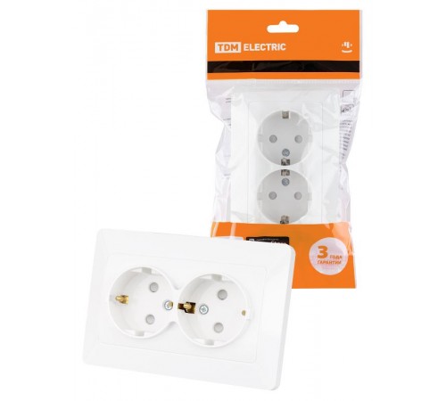 Розетка двойная 2П+З с защ. шт. 16А 250В белая "Ильмень"  SQ1823-0016  TDM