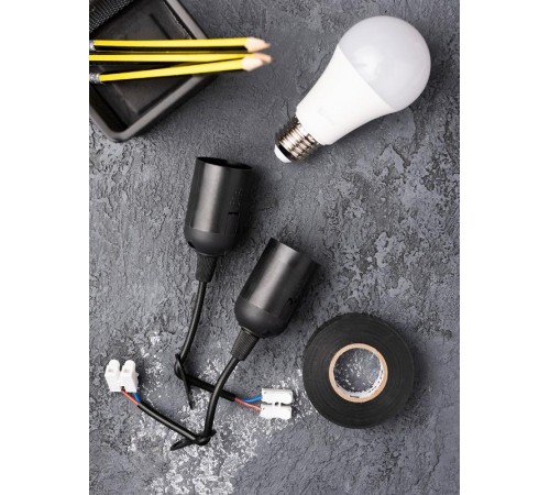 Патрон Е27 подвесной с клеммной колодкой пластик черный EKF PROximaLHP-E27-bEKF