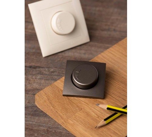 Валенсия лицевая панель светорегулятора 600W 220В графит EKF PROxima   ESD06-L-101-60   EKF