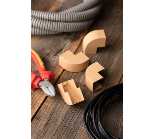 Угол внешний (25х25) (4 шт) Plast EKF PROxima   под светлое деревоobl-25-25x4EKF