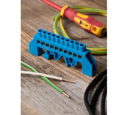 Шина "0" N 63.10 нейлоновый корпус на DIN-рейку (латунь) синий EKF PROxima  sn0-63-10-dn  EKF