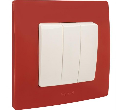 Etika Красная Рамка 1-ая  672531  Legrand