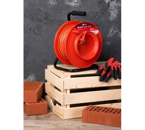 Удлинитель на катушке "Атлант 2.0" 1 гнездо 40м без заземления ПВС 2*0,75 6А/1,3кВт PROxima  UKA02-06-275-1-40  EKF