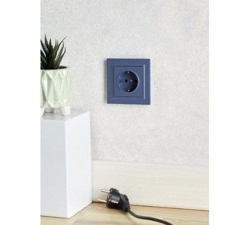 BRITE Розетка с заземлением без шторок 16А РС11-1-0-БрМ маренго   BR-R11-16-K35  IEK