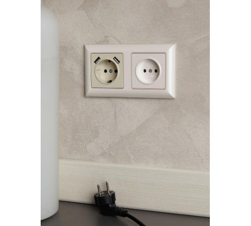 BRITE Рамка 2-ая РУ-2-Бр бежевый/жемчуг  BR-M22-12-1-K10  IEK