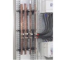 Изолирующий суппорт - 1 шина на полюс - до 400 А - XL3 400/800  037310  Legrand