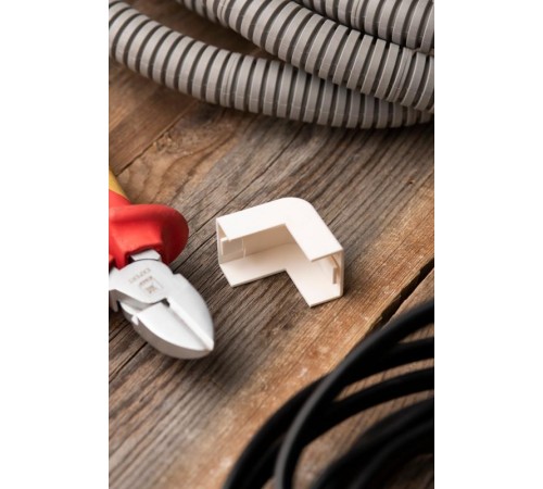 Угол внешний (20х10) (4 шт) Plast EKF PROxima Белыйobw-20-10x4EKF