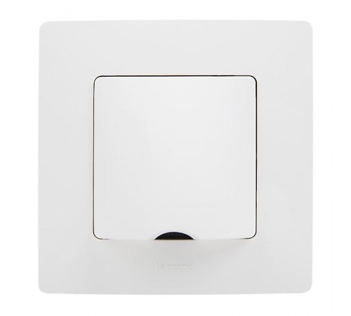 Etika Белый Вывод кабеля IP21  672229  Legrand