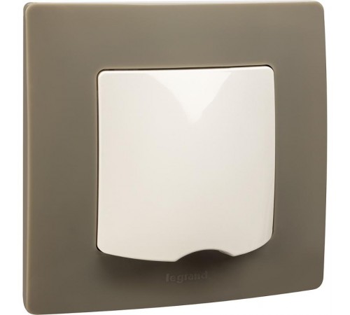 Etika Белый Вывод кабеля IP21  672229  Legrand