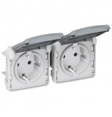 Plexo Серый Розетка с/з 2-ая гориз. с крышкой 16А IP55  069576  Legrand