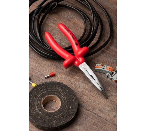 Длинногубцы изогнутые Master 200 мм 1000В EKF Basicdgi-200-mas-inEKF