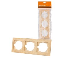 Рамка 3-х постовая горизонтальная сосна "Лама"  SQ1815-0331  TDM