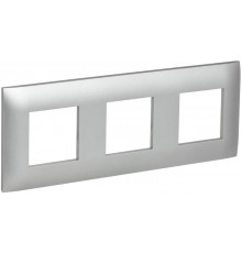 SKANDY Рамка 3-местная SK-F03S серебряный  SK-M32-K23  IEK