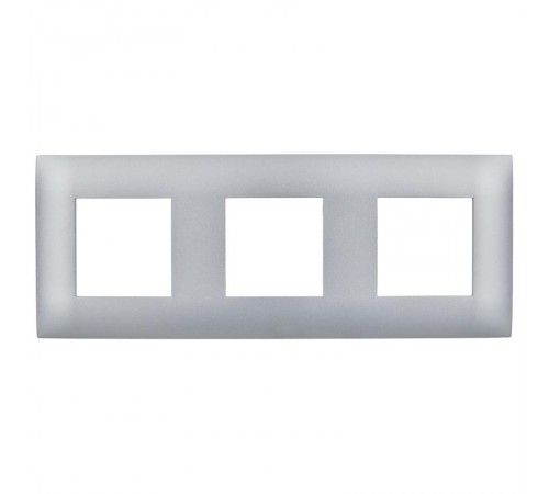 SKANDY Рамка 3-местная SK-F03S серебряный  SK-M32-K23  IEK