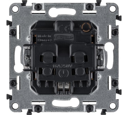 Valena LIFE DIY Белый Розетка 1-ая с/з, с защитными шторками, винт.зажим  753424  Legrand