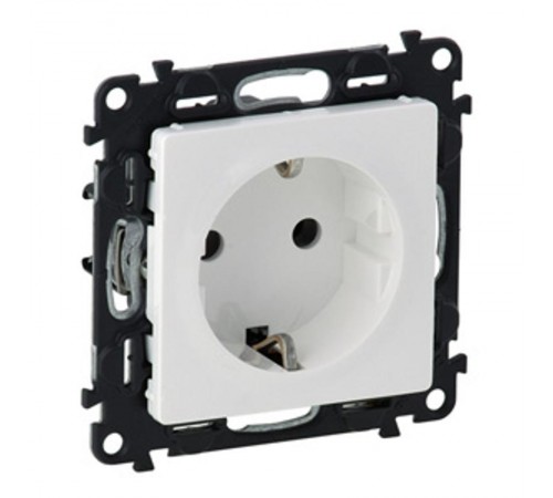 Valena LIFE DIY Белый Розетка 1-ая с/з, с защитными шторками, винт.зажим  753424  Legrand