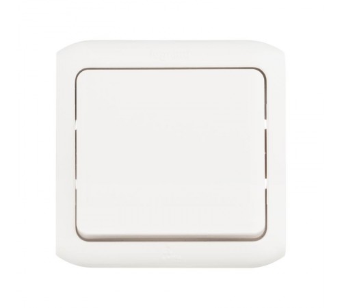 Quteo Белый Переключатель 1-клавишный IP44 10А  782304  Legrand