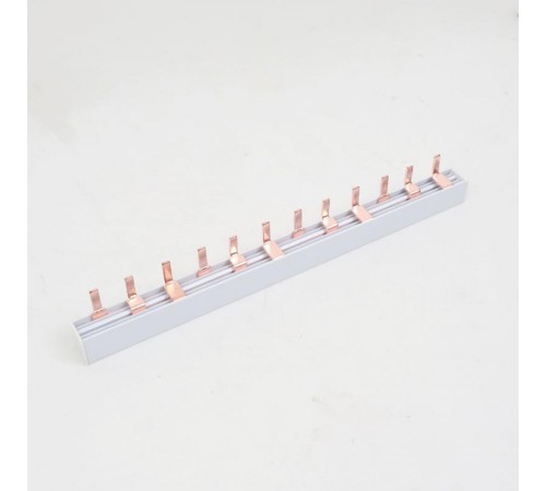 Шина соединительная YON max BBS-MD63 типа PIN 3п 18 присоединений для модульной аппаратуры  BBS-MD63P-3P18  DKC