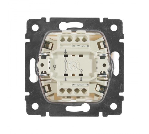 Valena Белый Переключатель 1-клавишный  774406  Legrand