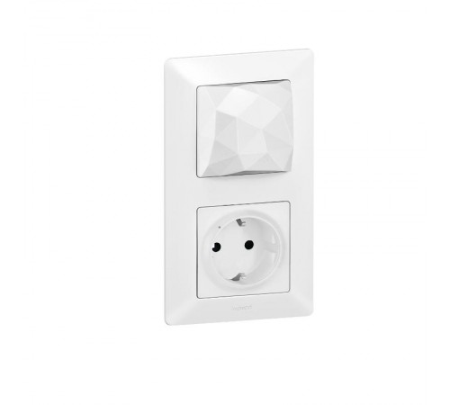 Пакет Умный стартовый Valena Life (шлюз WiFi+розетка Умн. с/з 16А 230В+главн. беспроводн. выкл. "Я дома/Я вне дома") бел. Netatmo  752196  Legrand