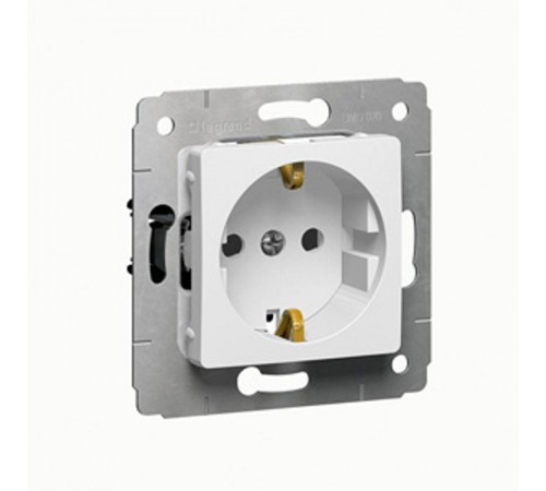 Cariva Белый Розетка с/з с защитными шторками  773621  Legrand