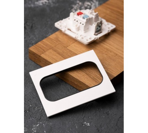 Стокгольм Рамка для розетки 2-местная белая с линией цвета черный PROxima  EYM-G-303-20  EKF