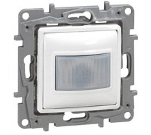 Etika Белый Датчик движения без нейтрали 400Вт  672217  Legrand