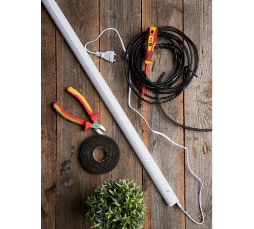 Светильник светодиодный линейный с выключателем ДБОВ-7103 10Вт 4000K IP20 EKF Basic  LBS-7103-10-4000  EKF