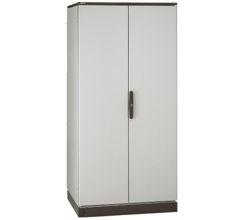 Комплект для цоколей - для шкафов Altis шириной 1000 мм - высота 200 мм  047668  Legrand