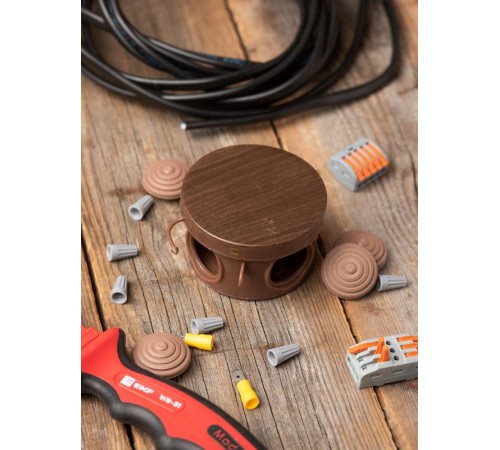 Коробка распределительная КМР-040-038 с крышкой (65х40) 4 мембранных ввода тёмное дерево IP54 EKF PROxima  plc-kmr-040-038-t  EKF