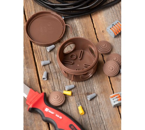 Коробка распределительная КМР-040-038 с крышкой (65х40) 4 мембранных ввода тёмное дерево IP54 EKF PROxima  plc-kmr-040-038-t  EKF