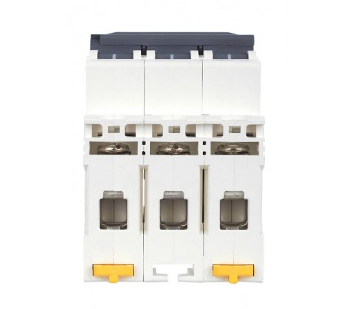 Выключатель автоматический трехполюсный M10N 3P C 6А 10кА ARMAT  AR-M10N-3-C006  IEK