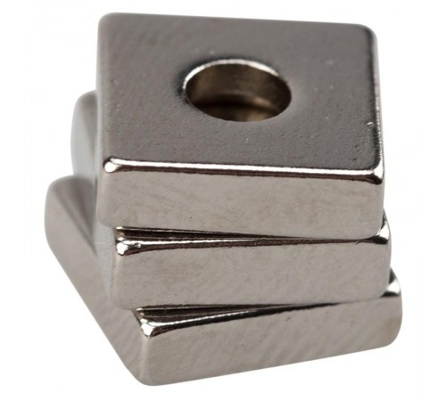 Неодимовый магнитный прямоугольник 10х10х3 мм с зенковкой 6х3,5 мм (упаковка 3 шт.)  72-3700  REXANT