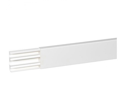 Плинтус 80*20 белый DLP  030069  Legrand