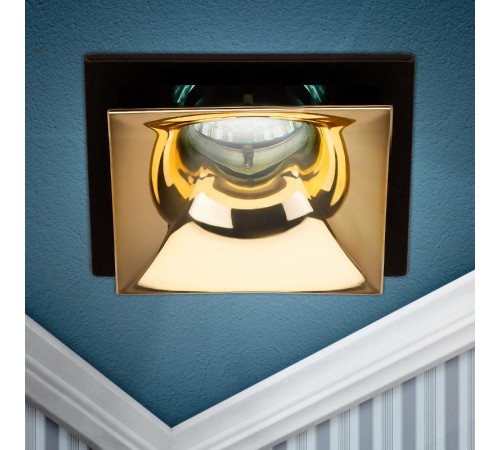 Cветильник встраиваемый декоративный KL102 BK/GD MR16 GU5.3 черный золото  Б0056358  ЭРА