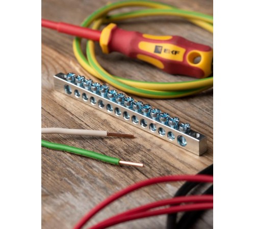 Шина PEN "ноль-земля" (6x9мм) 14 отв. цинк крепеж по краям  sn1-63-14-k  EKF