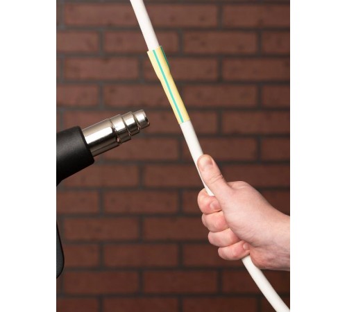 Термоусаживаемая трубка ТУТ нг 14/7 желто-зеленая EKF PROxima  tut-14-yg-1m  EKF