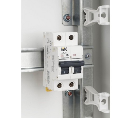 Выключатель автоматический двухполюсный M10N 2P B 6А 10кА ARMAT  AR-M10N-2-B006  IEK